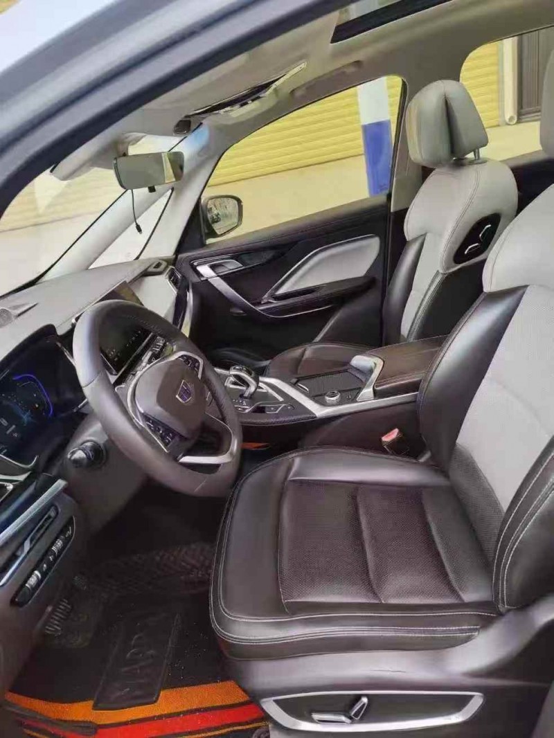 吉安19年吉利嘉际7