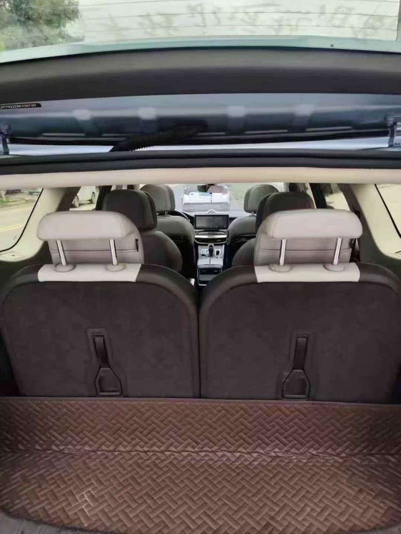 吉安19年吉利嘉际9