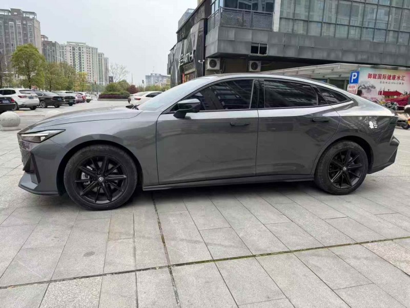 吉安23年長安汽車UNI2