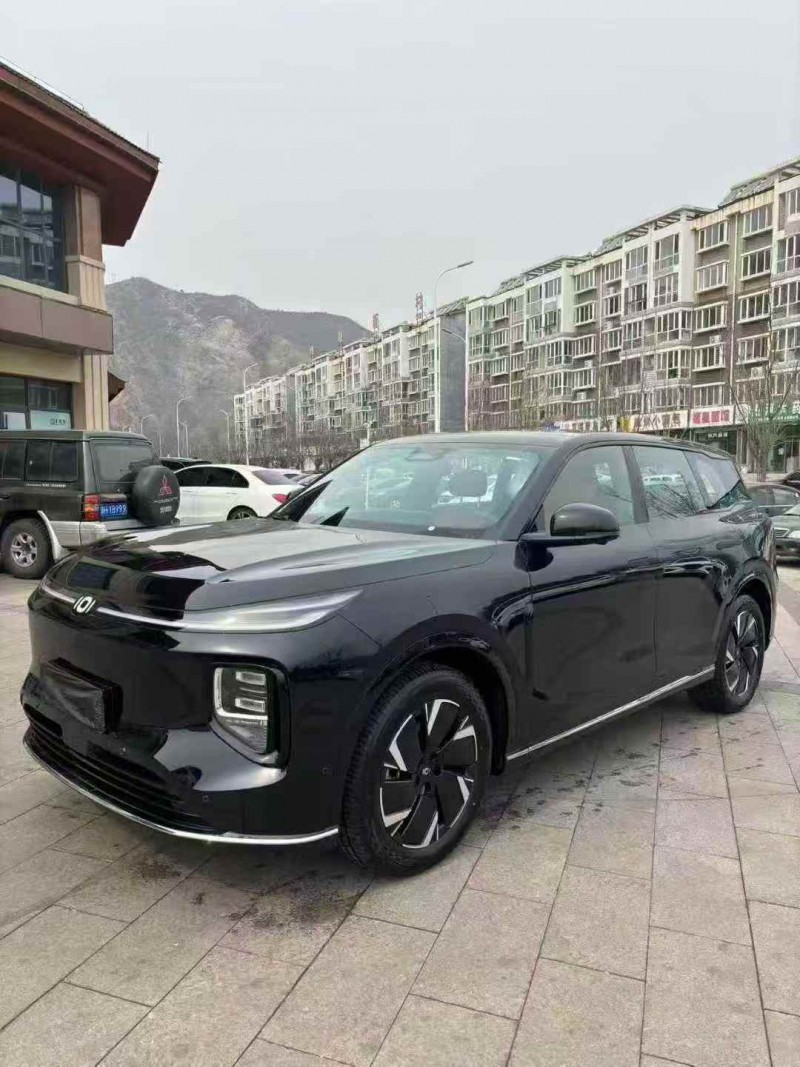 秦皇島25年長安汽車啟源2