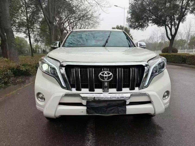 岳阳16年丰田普拉多1