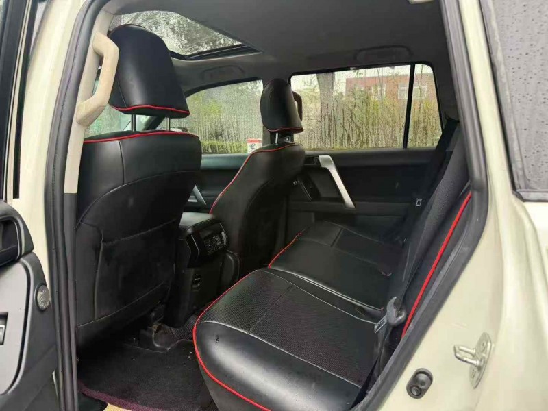 岳阳16年丰田普拉多4