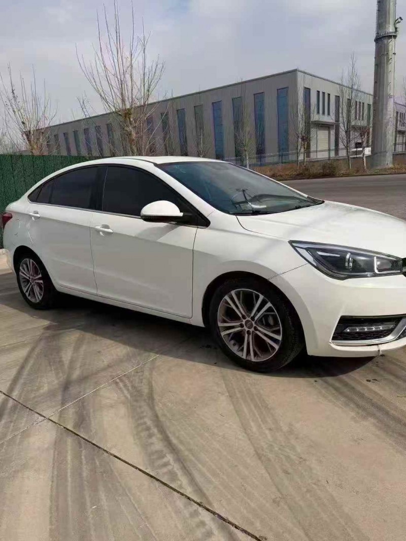 烟台17年奇瑞艾瑞泽2