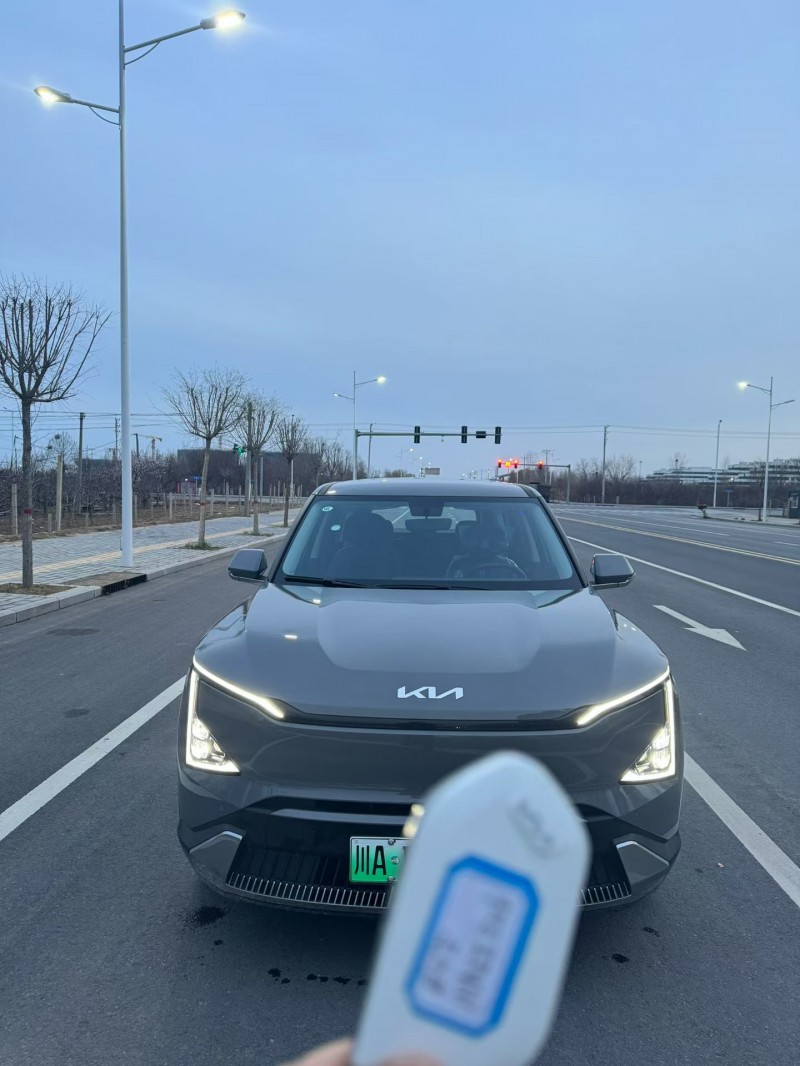 邯郸26年起亚EV51