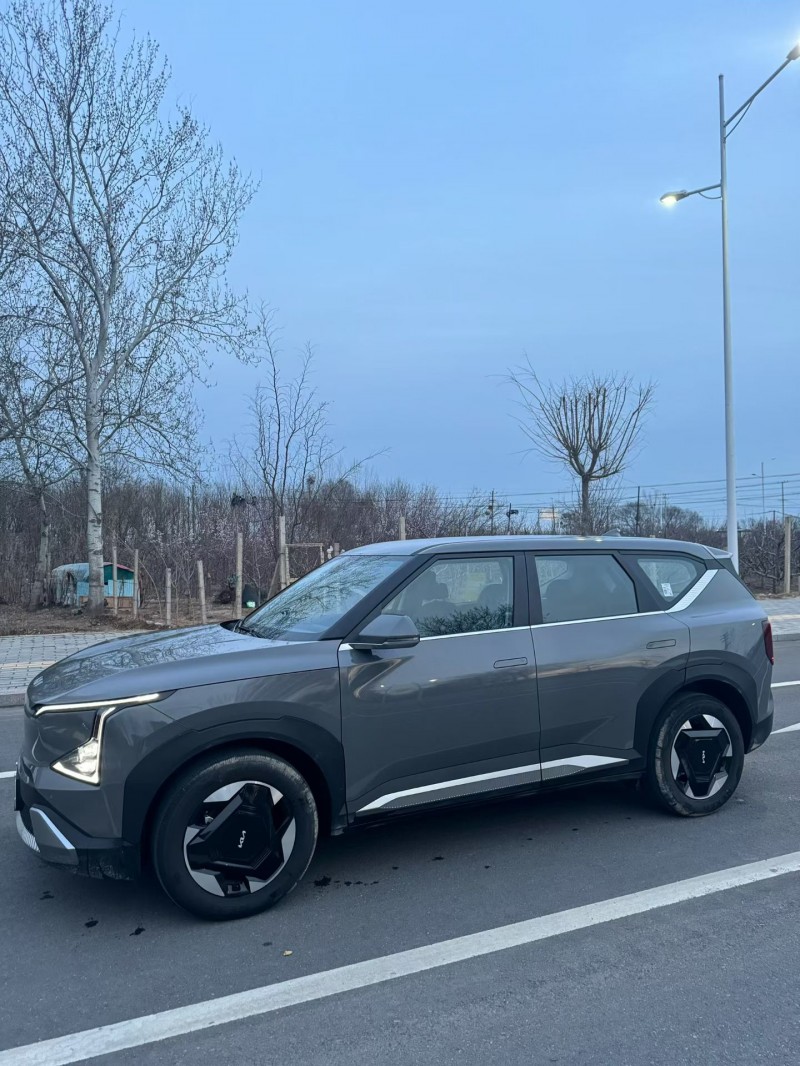 邯郸26年起亚EV52