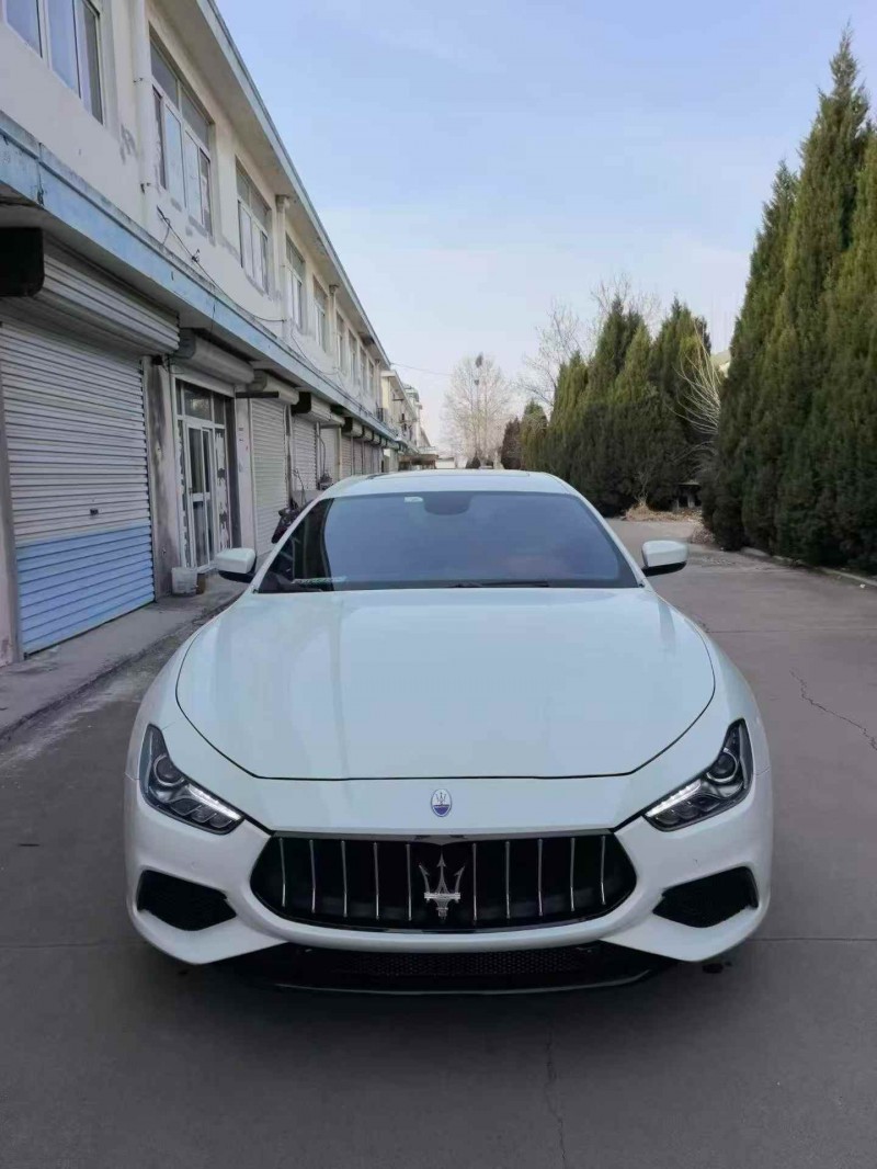 烟台19年玛莎拉蒂Ghibli1