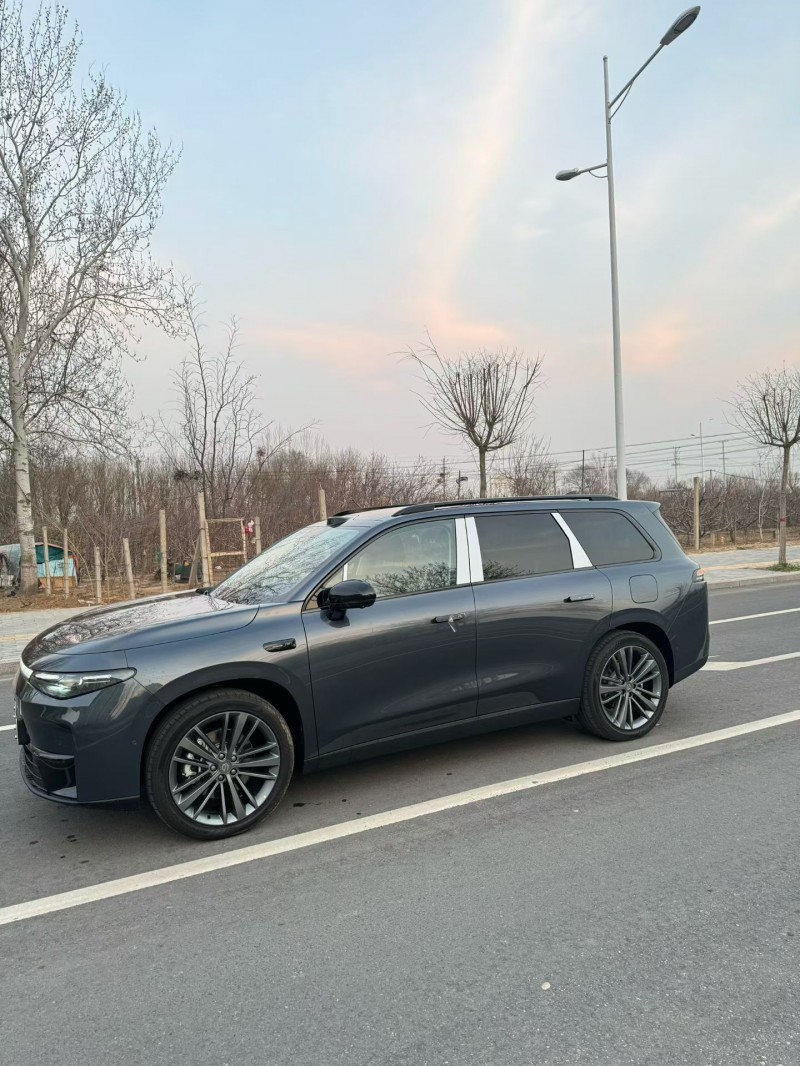 邯郸26年零跑汽车C162