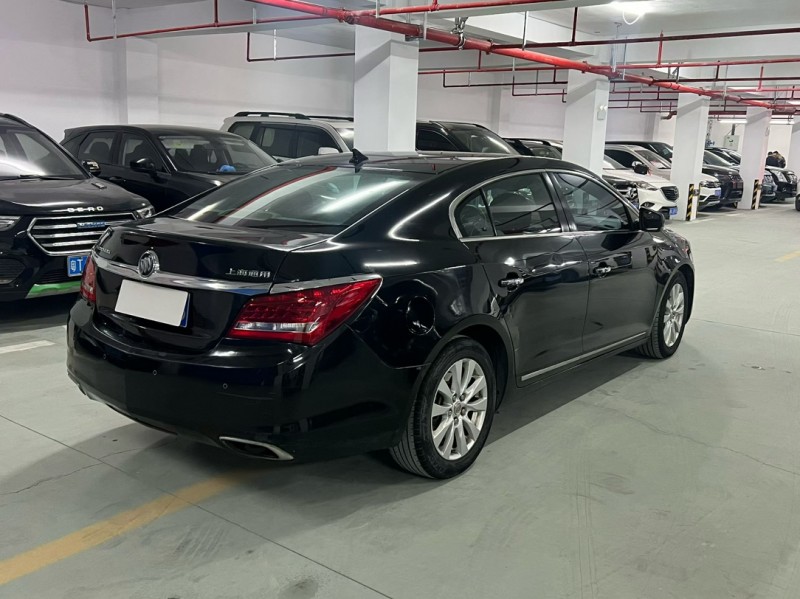 宿迁15年别克君越8