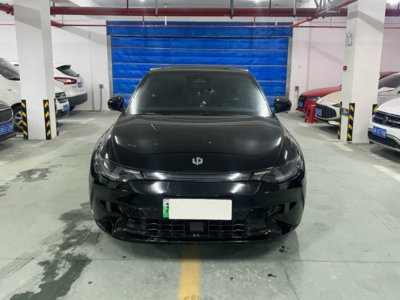 宿遷23年零跑汽車C011