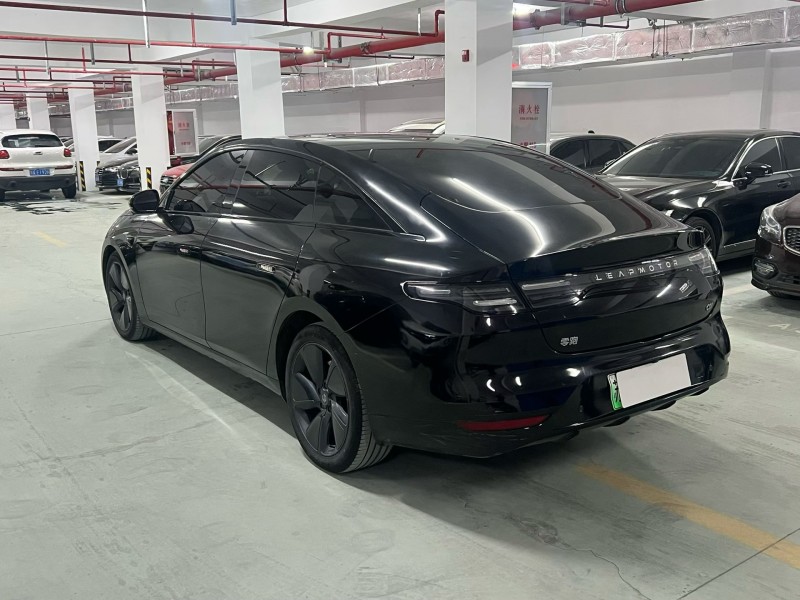 宿遷23年零跑汽車C017