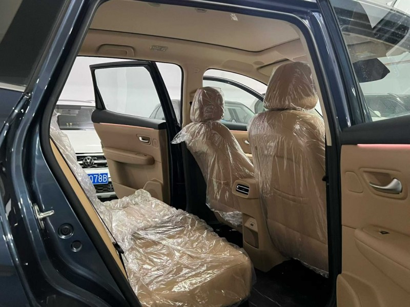 宿遷25年東風藍電E55