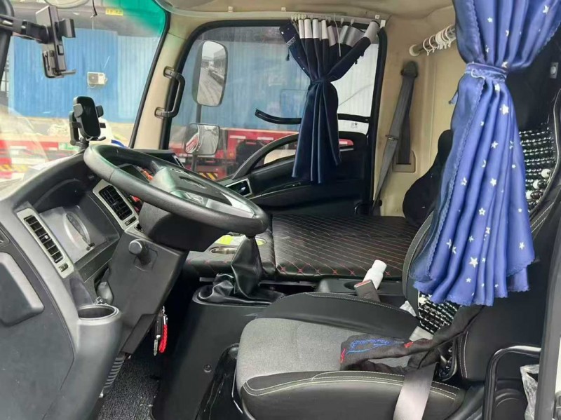 宿遷25年陜汽軒德6