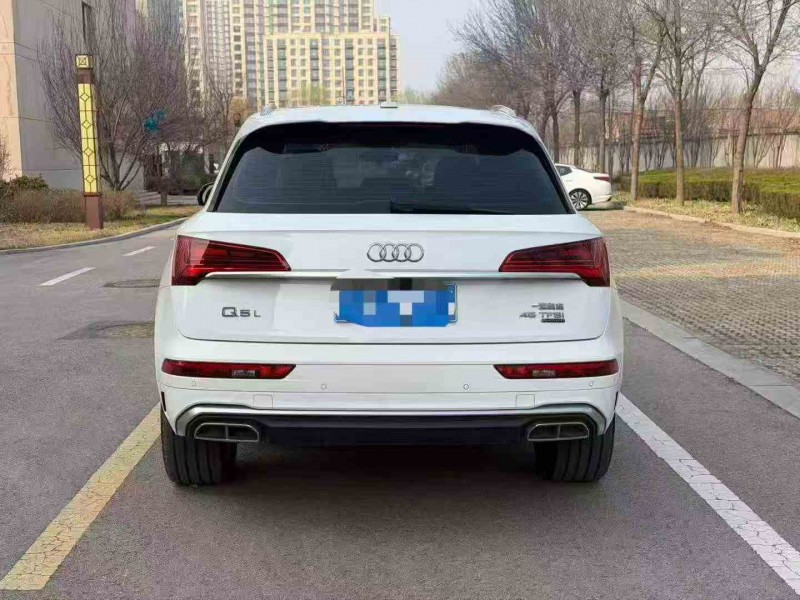 东营22年奥迪Q58