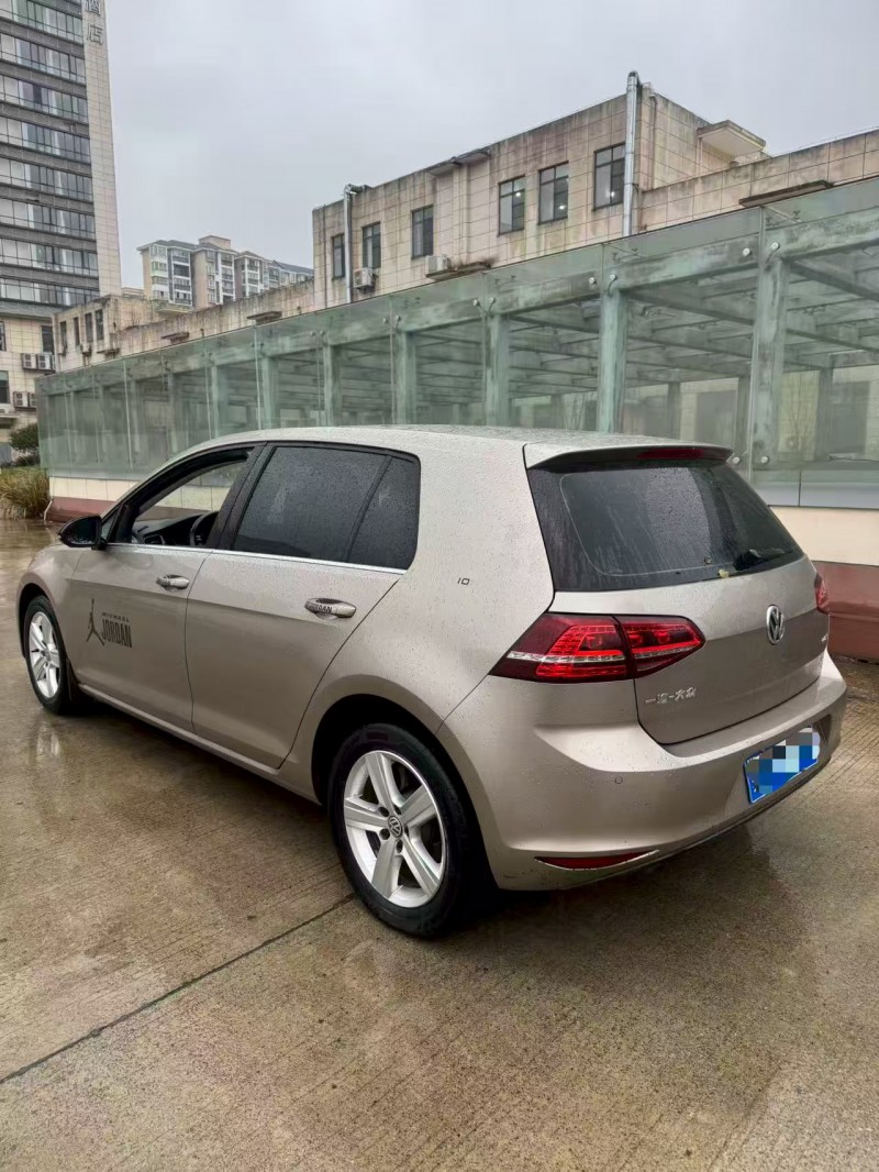 南昌17年大众高尔夫2