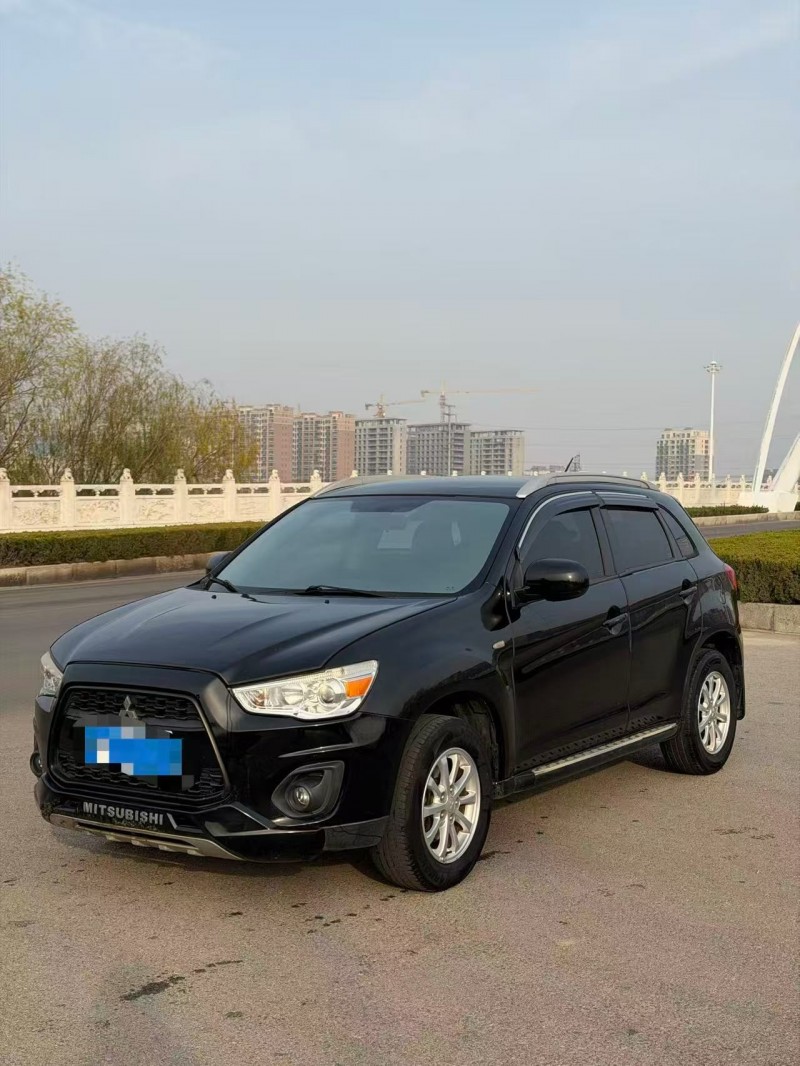 聊城15年三菱劲炫2