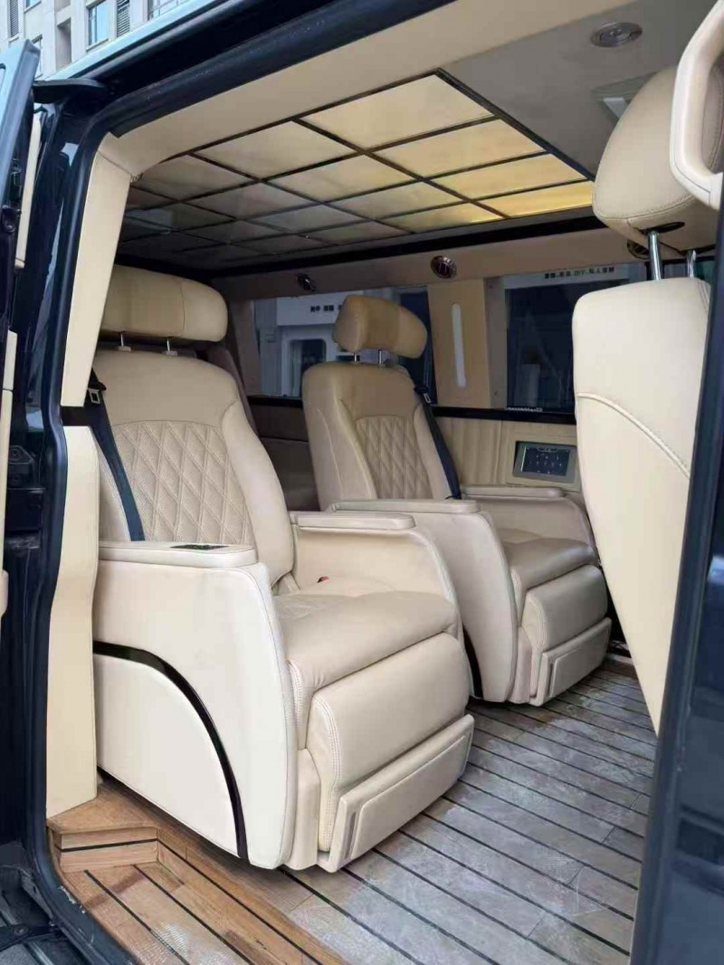 新余16年大众凯路威6