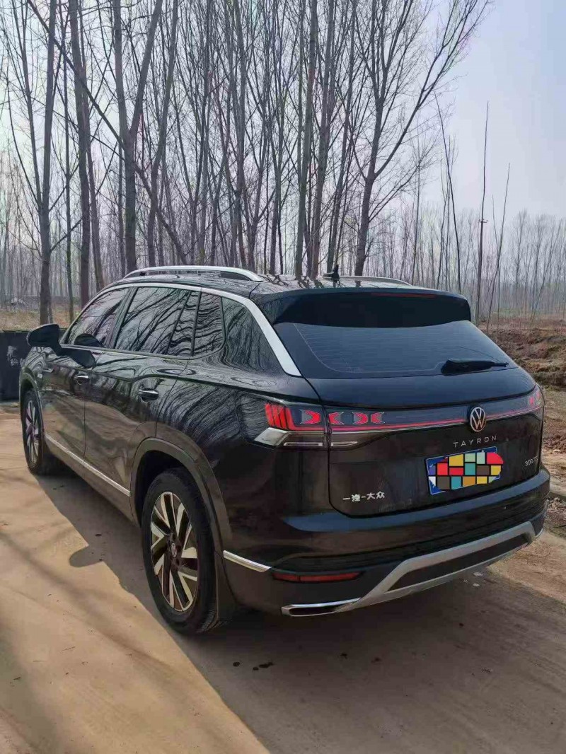 石家庄25年大众探岳7