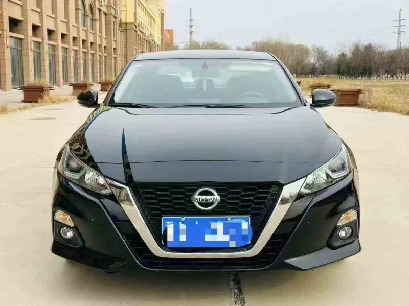 枣庄22年日产轩逸1