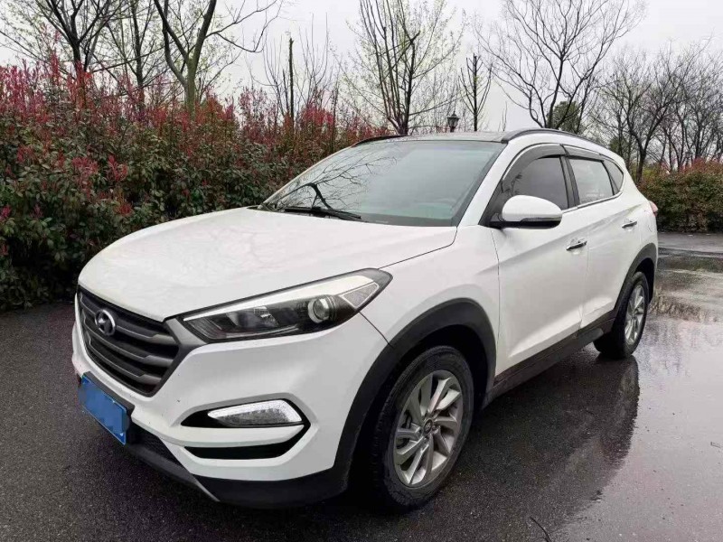 宜昌18年现代途胜2