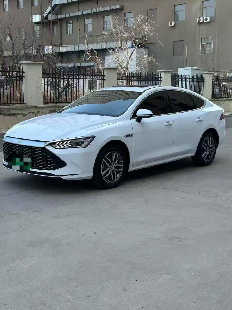 赤峰25年比亚迪秦2