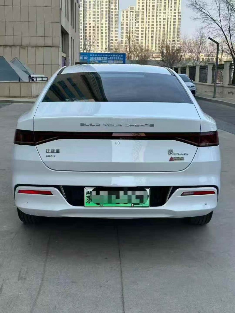 赤峰25年比亚迪秦9