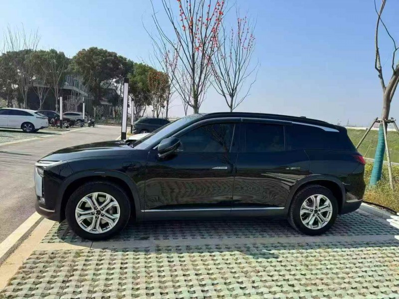 常州22年蔚來ES88