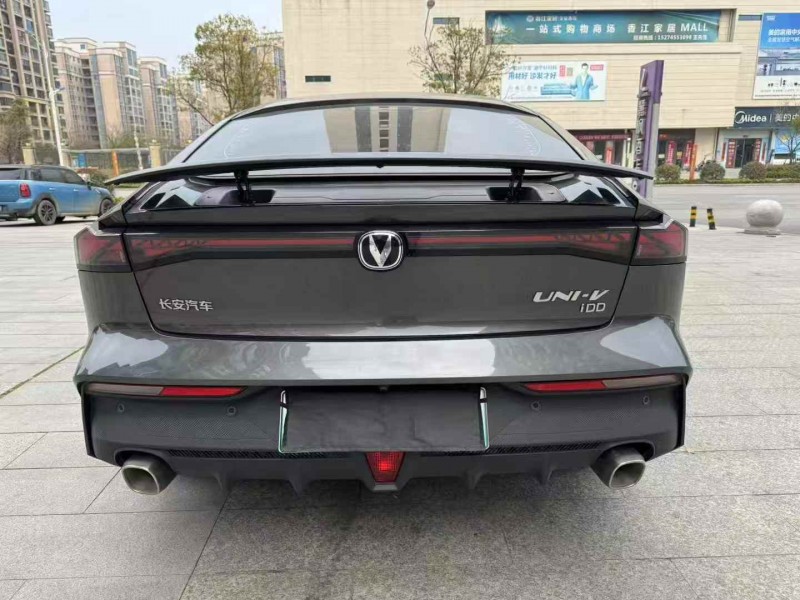 新余24年長安汽車UNI9