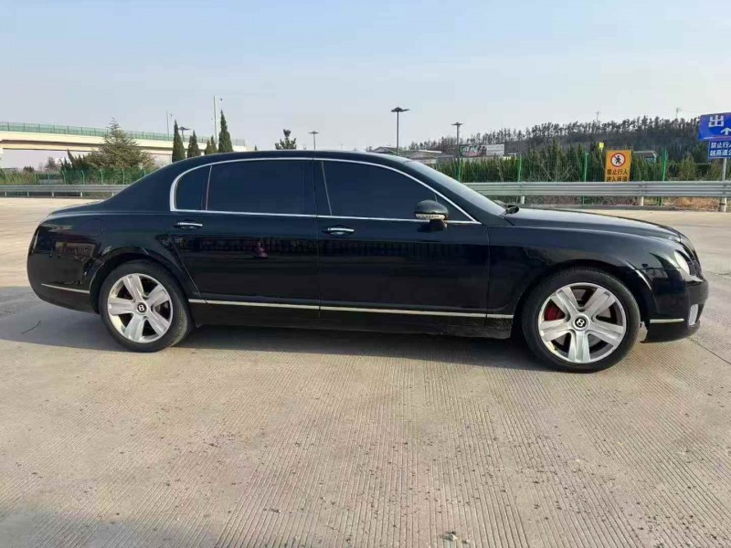 枣庄10年宾利飞驰2