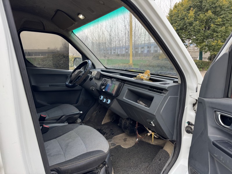 盐城23年吉利星享8