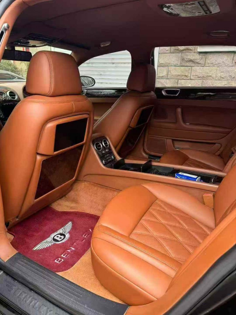 枣庄11年宾利飞驰5