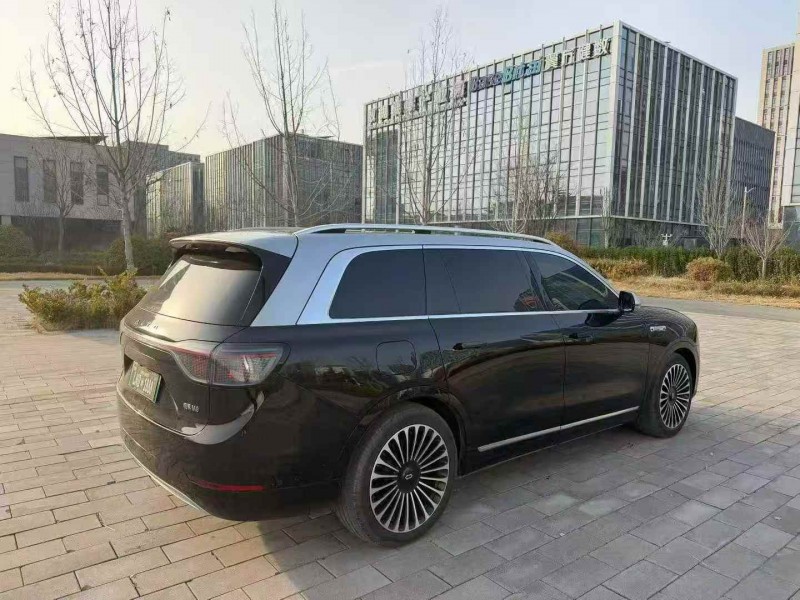 東營24年華為智選問界7