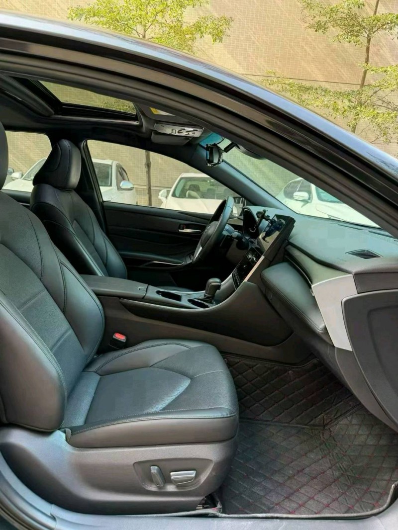 佛山24年丰田亚洲龙7