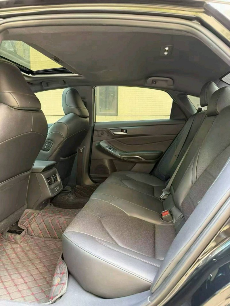 佛山24年丰田亚洲龙9