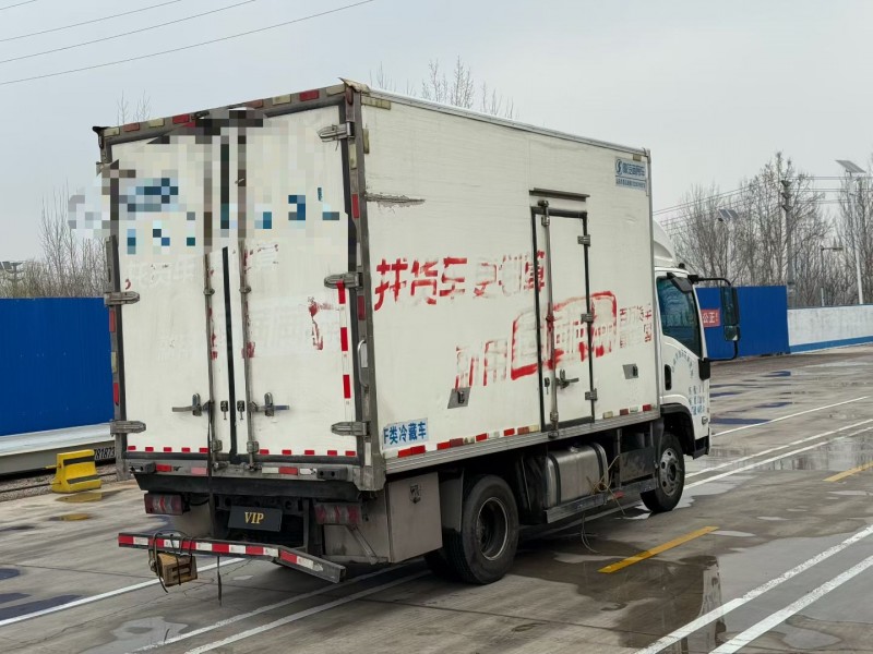 青島23年陜汽軒德7