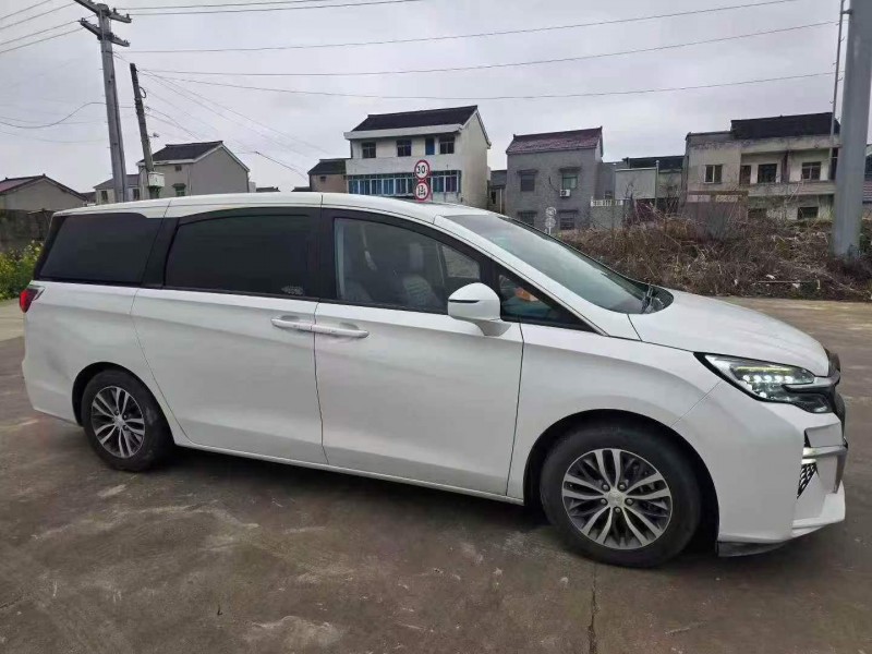 淮安22年别克GL83