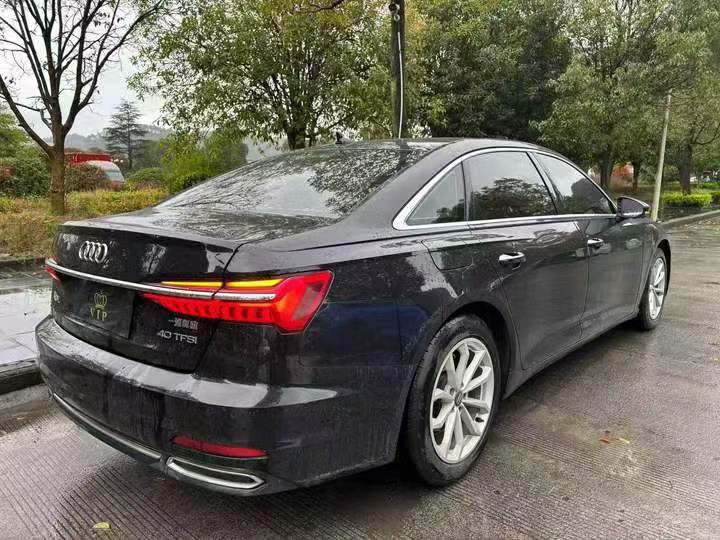 安顺19年奥迪A6L8