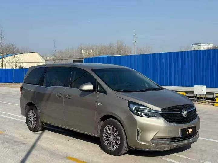 东营22年别克GL82