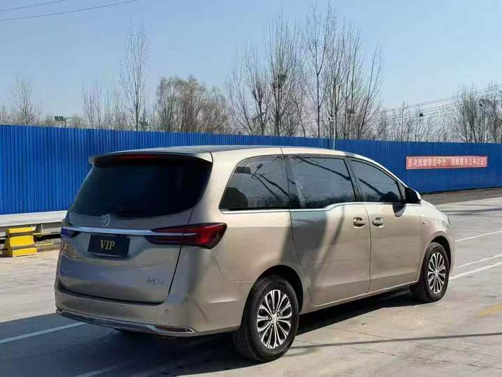 东营22年别克GL88