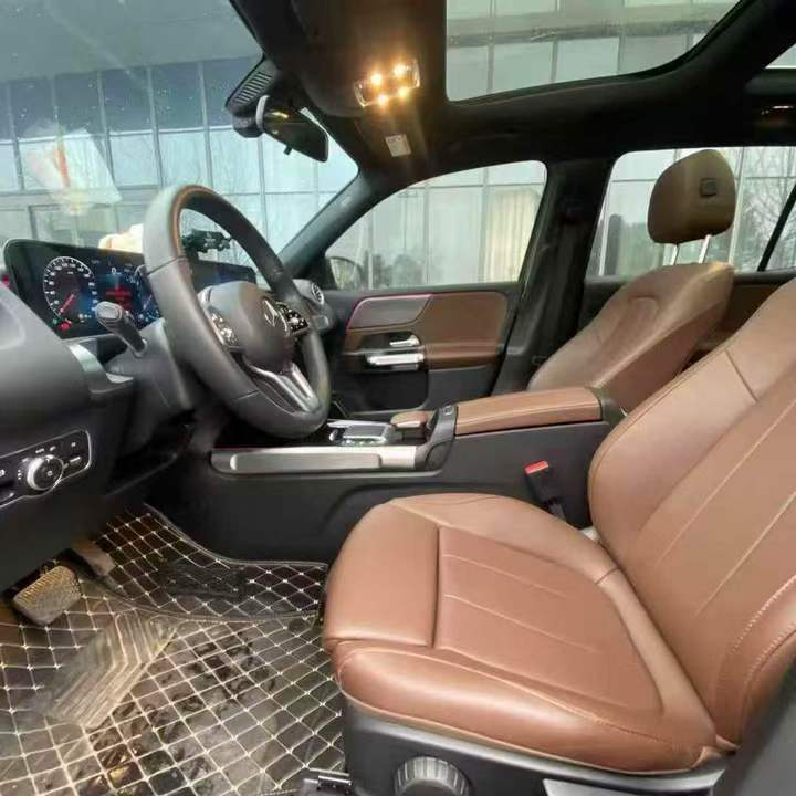 赣州22年奔驰GLB4