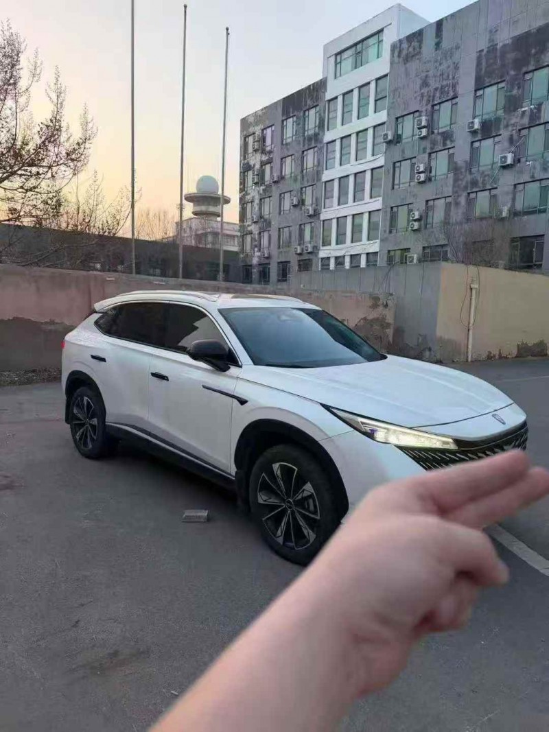 济南23年荣威RX53