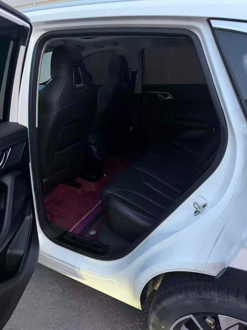 济南23年荣威RX57