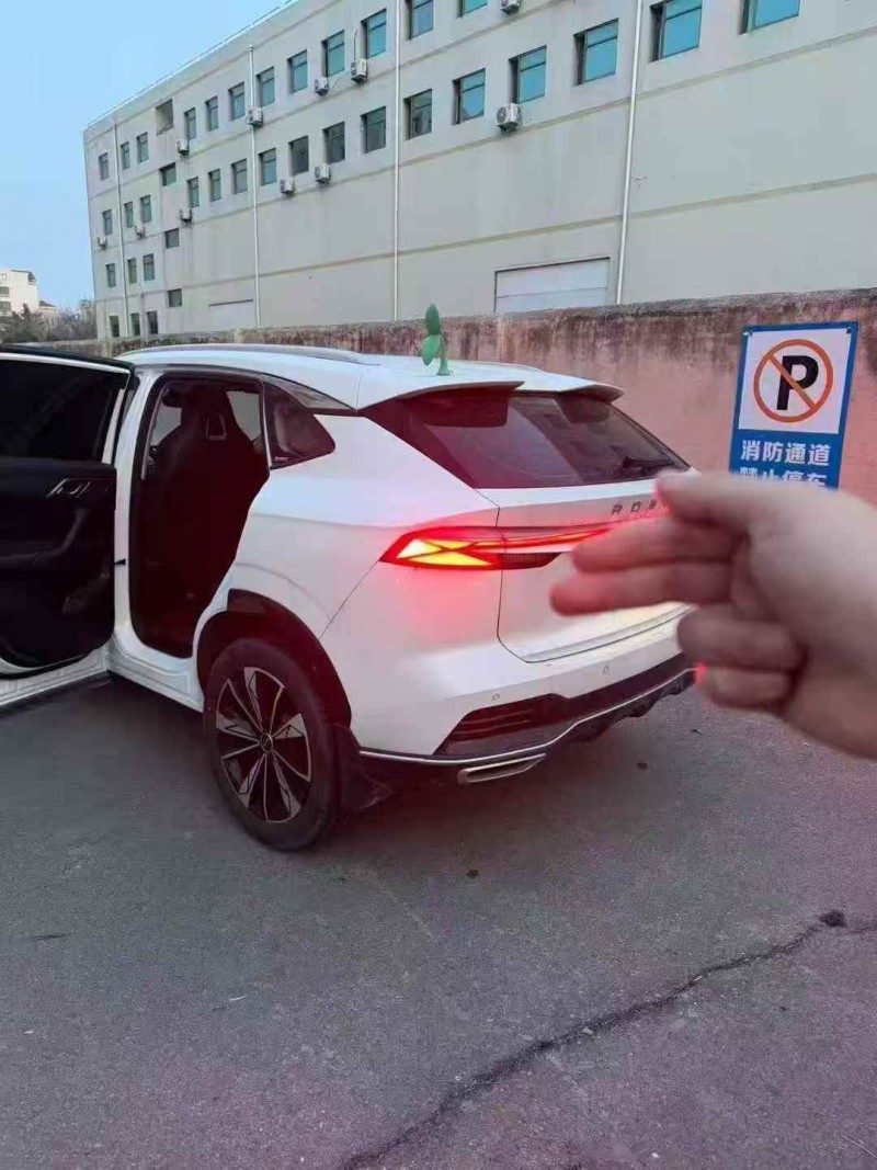 济南23年荣威RX58