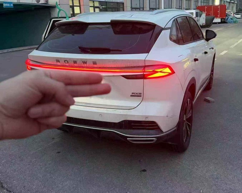 济南23年荣威RX59