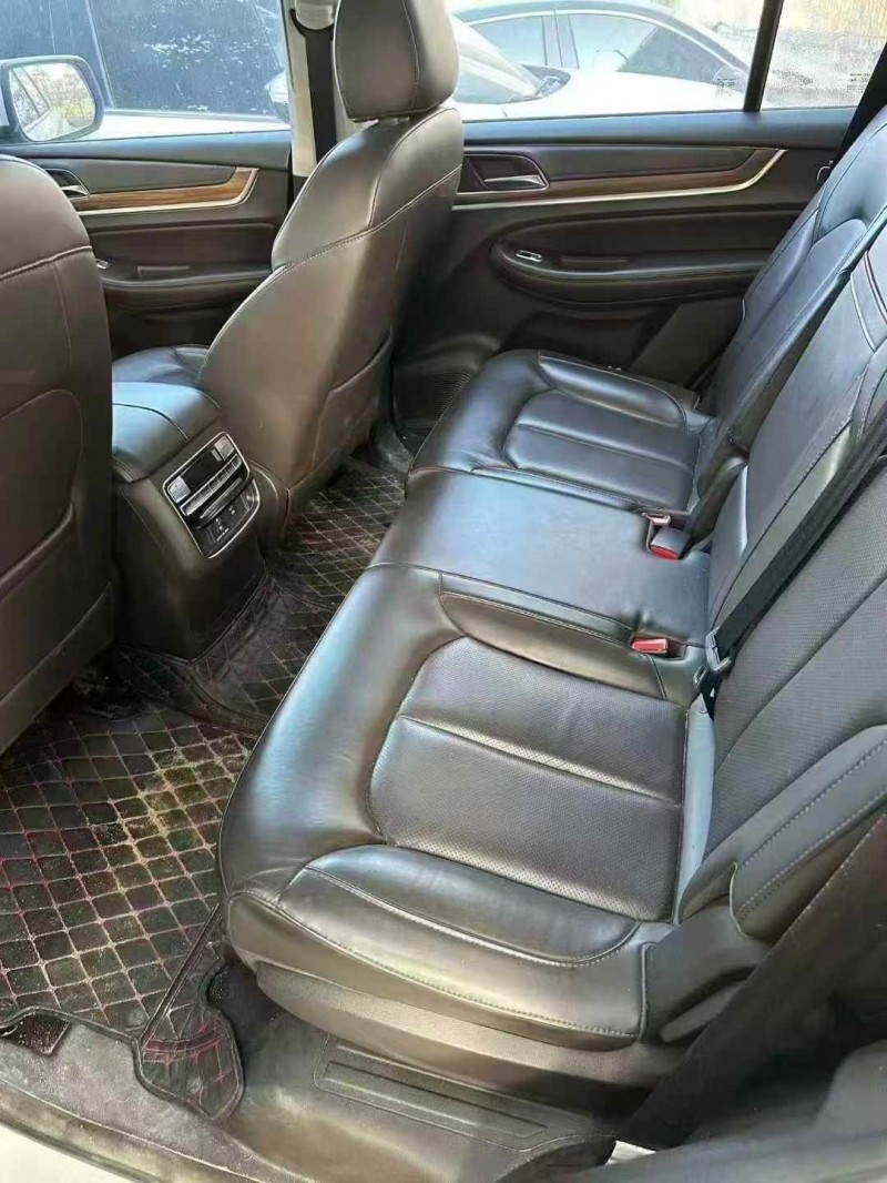 南寧22年榮威RX85