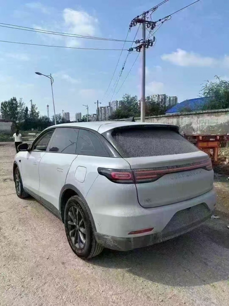 菏澤25年零跑汽車C118