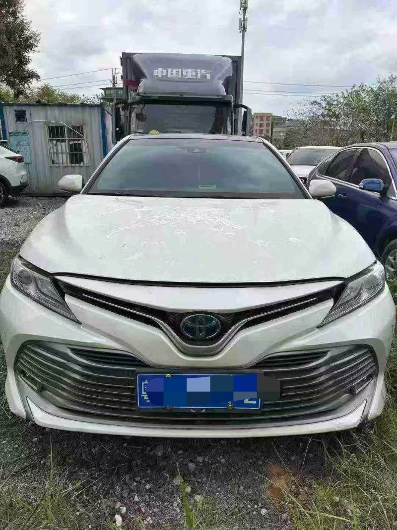 广州19年丰田凯美瑞1