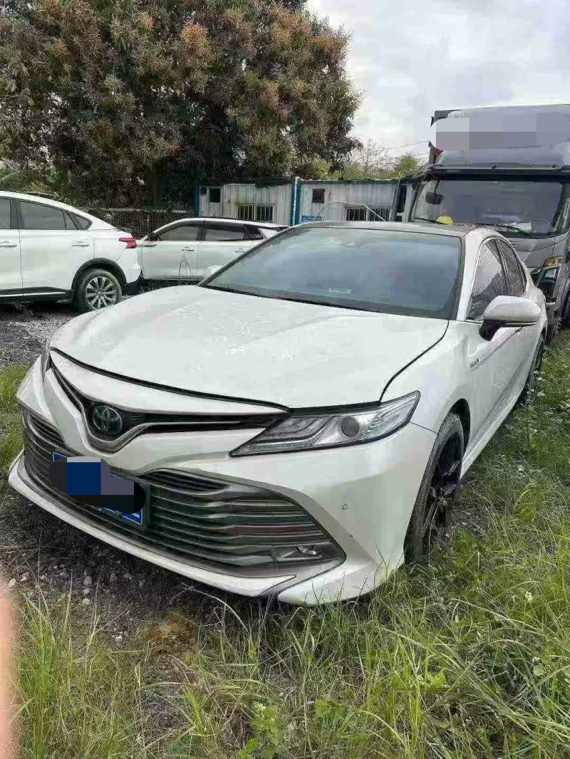 广州19年丰田凯美瑞2