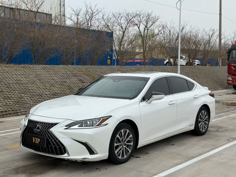 青岛22年雷克萨斯ES2