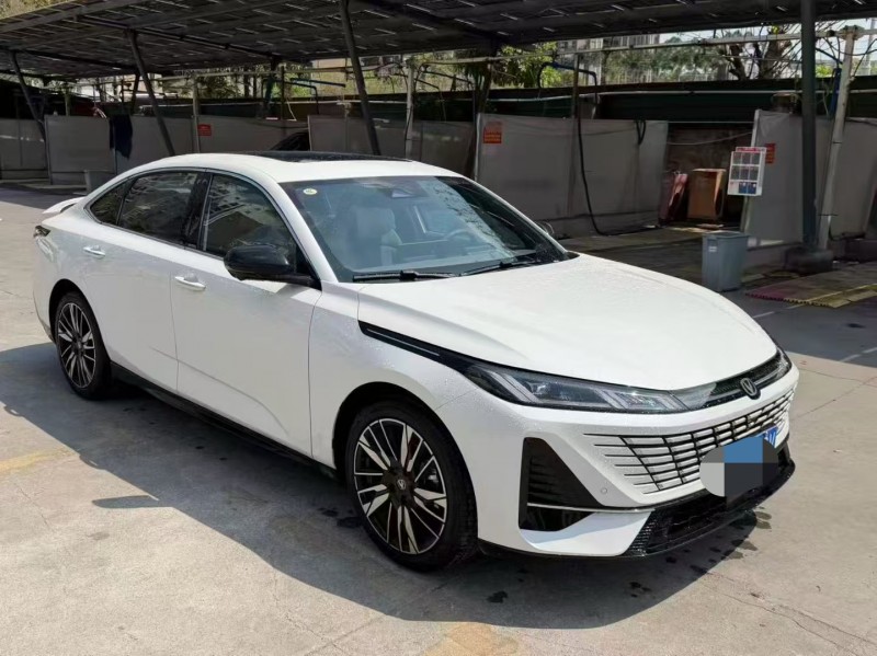 广州25年长安汽车逸动3