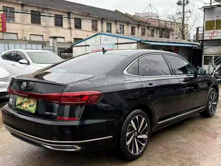 张家界25年大众帕萨特7